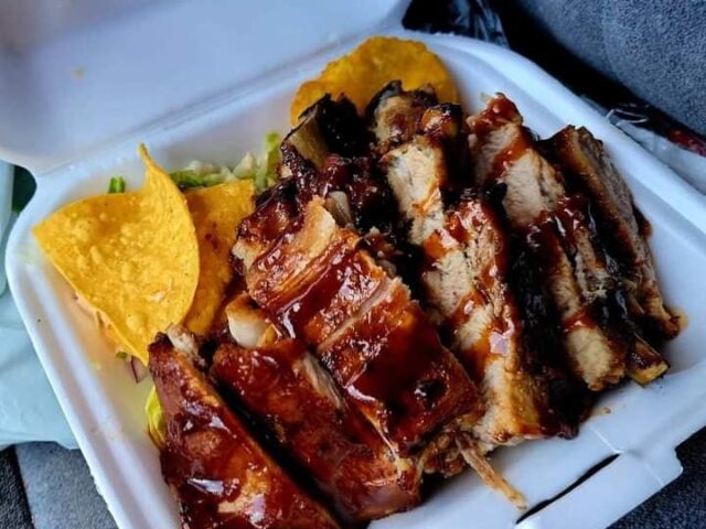 The Famous Trailer Ribs Luquillo 2